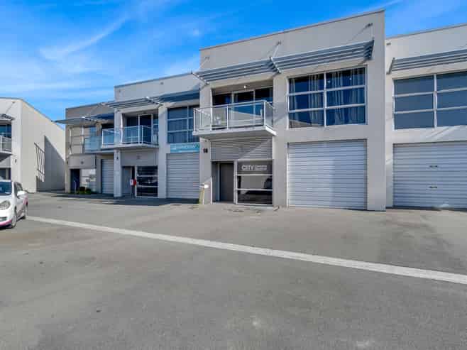 Live Upstairs, Work Downstairs - Motivated Vendor