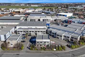 Live Upstairs, Work Downstairs - Motivated Vendor