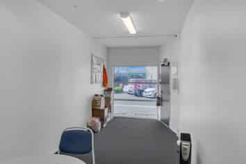 Live Upstairs, Work Downstairs - Motivated Vendor