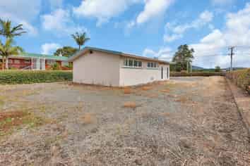 Prime 1,265 sqm development site with hall