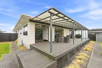 52 Treadwell Street, Springvale