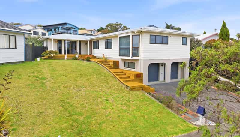 52 Treadwell Street, Springvale