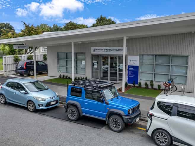 Government tenant, secure long-term lease