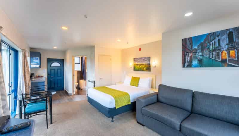 50-52 The Bay Hill, Timaru