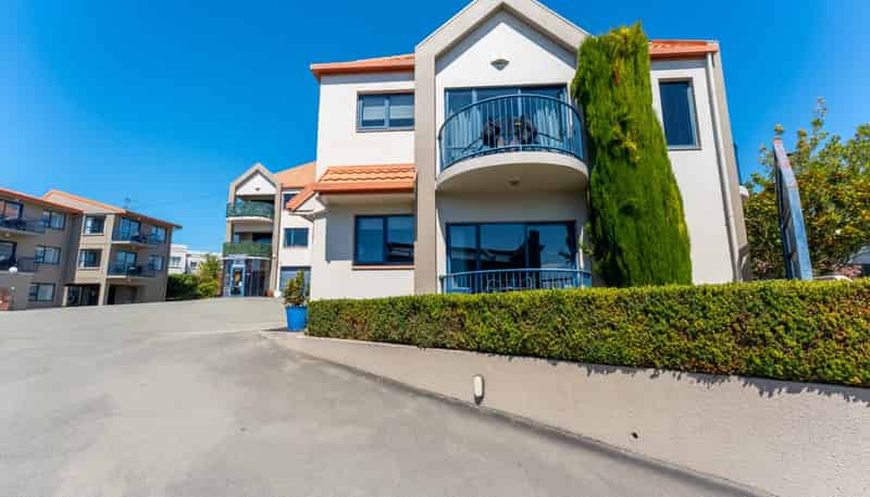 50-52 The Bay Hill, Timaru