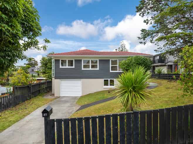 41 Knightsbridge Drive, Forrest Hill