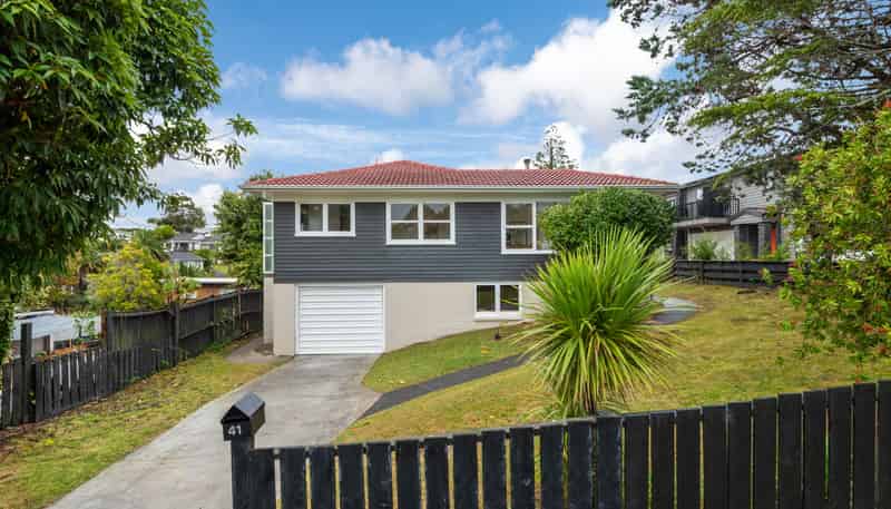 41 Knightsbridge Drive, Forrest Hill