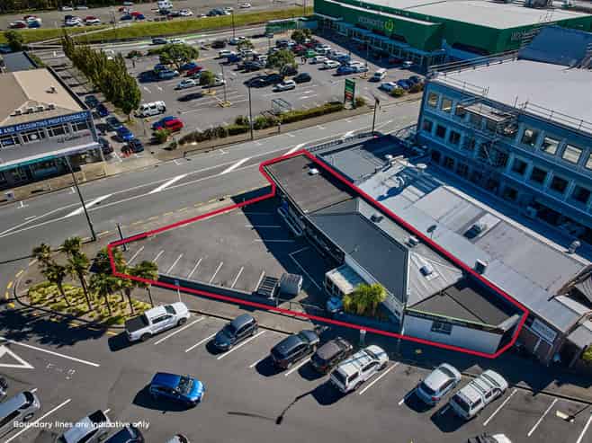 Profile corner with income and upside