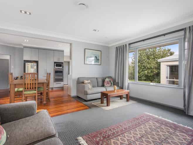 16 Polley Crescent, Katikati