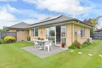 3 Jackmin Lane, Burwood