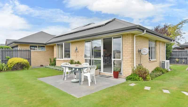 3 Jackmin Lane, Burwood