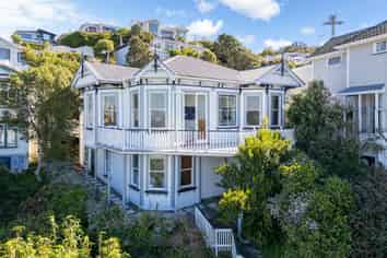 8 Bruce Avenue, Brooklyn