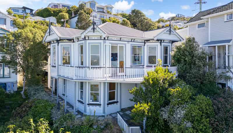 8 Bruce Avenue, Brooklyn