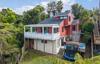 136 Carlisle Road, Northcross