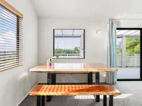 136 Carlisle Road, Browns Bay