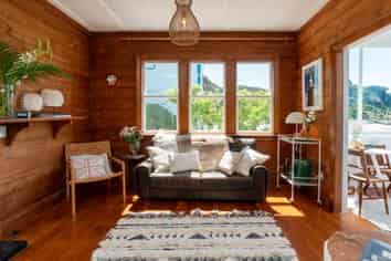 495 Karaka Bay Road, Karaka Bays