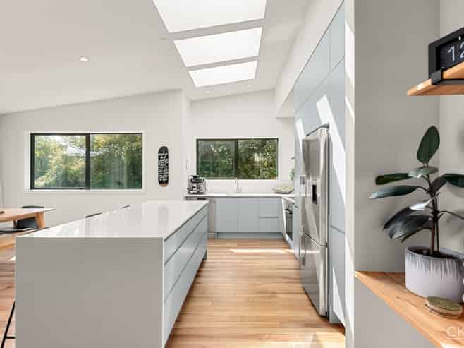 12D Chatsworth Road, Silverstream