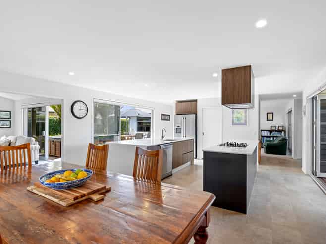 8 Wentworth Lane, Waiwhakaiho