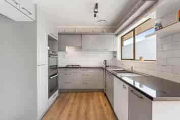 1/4A Elwood Place, Ellerslie