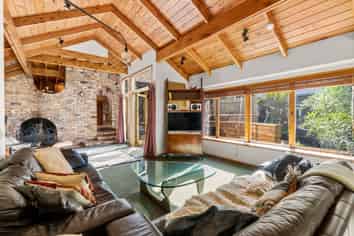 Auckland - Address withheld