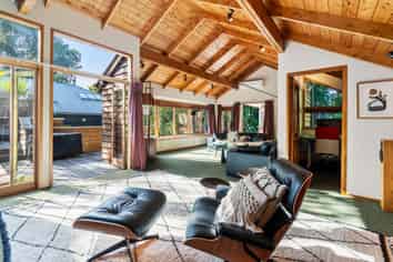 Auckland - Address withheld