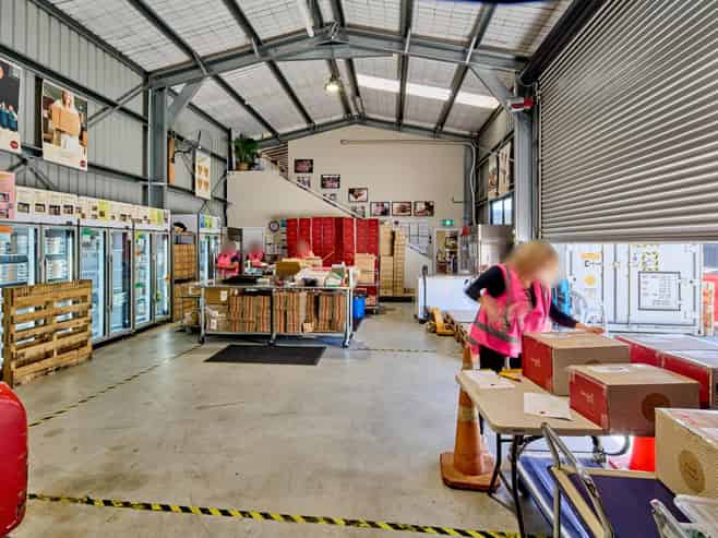 Like new - triple tenancy investment