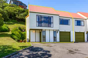 44A Gaya Grove, Ngaio