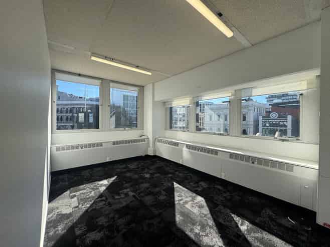 Open Plan Office Suite in CBD