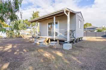 10 Arthur Street, Winton