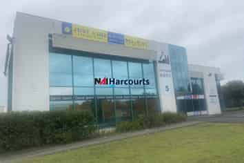 150sqm Ground Floor Office with Excellent Exposure