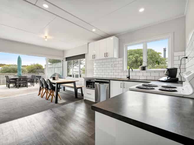 46 Celia Street, Stratford