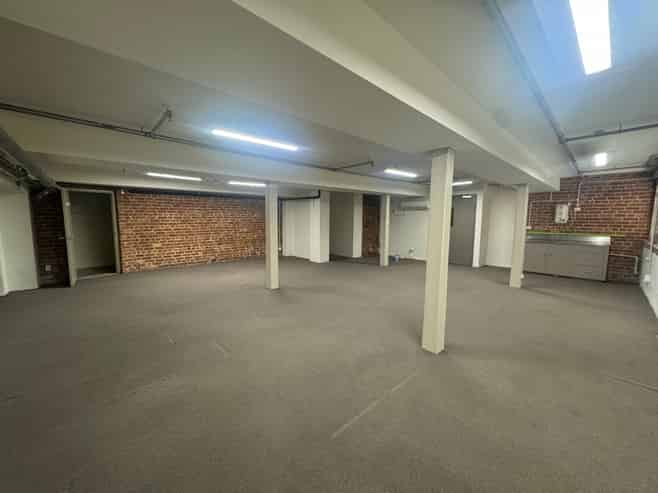 Tidy CBD Office Space