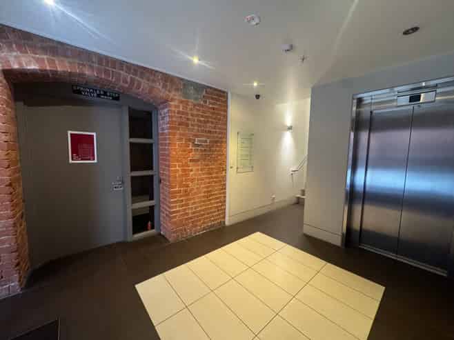 Tidy CBD Office Space