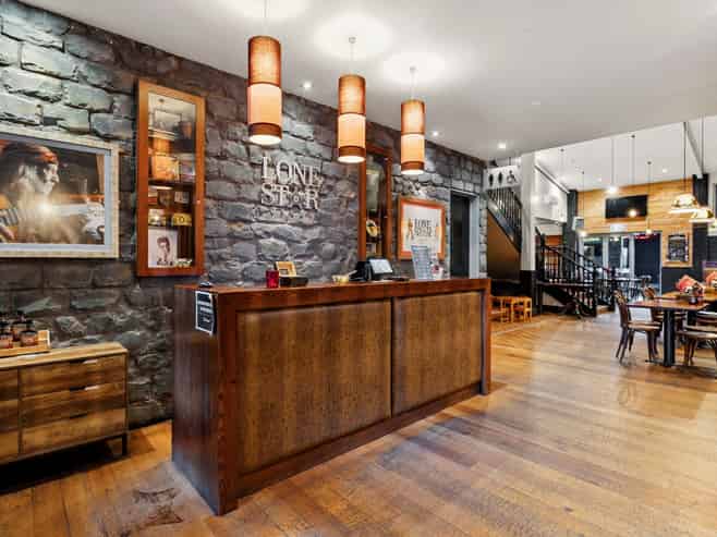 15 Year Lease - Modern Building - Prime Location