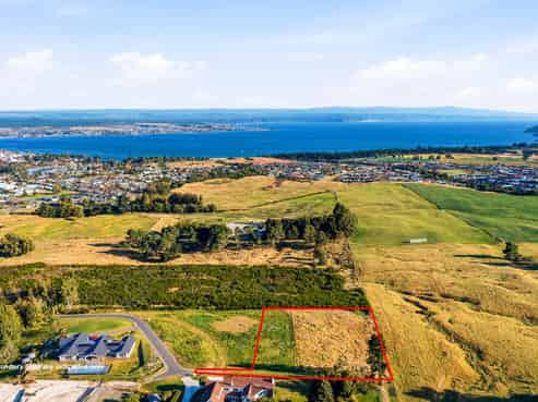 23 Walnut Lane, Nukuhau