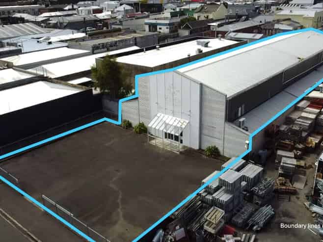 Large Industrial -  Dual Street Front & Parks!