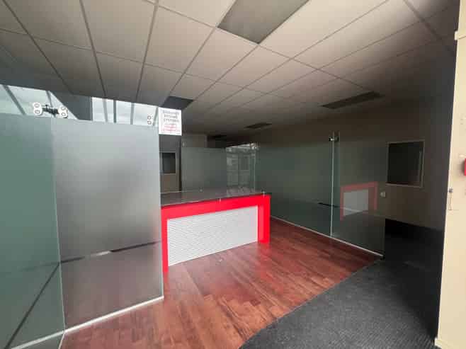 Large Industrial -  Dual Street Front & Parks!