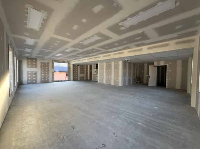 New Build Complex - Final Tenancy Available