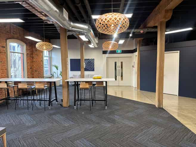 Office Space With Wow Factor! 