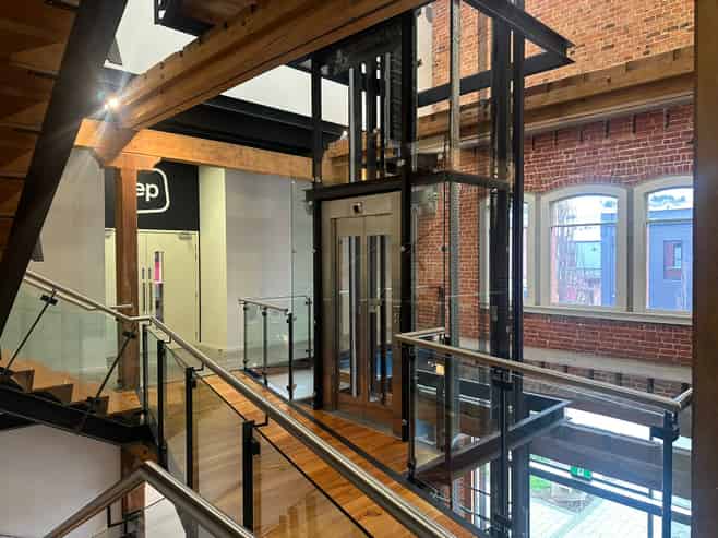 Office Space With Wow Factor! 