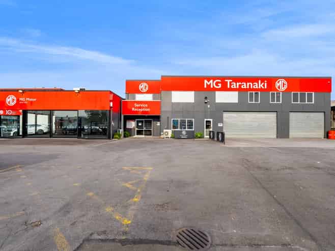 Unbeatable Location - Versatile Site