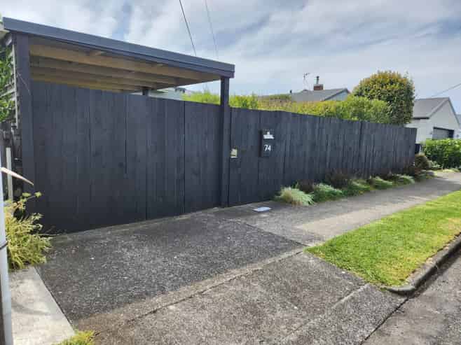 74 Hine , New Plymouth