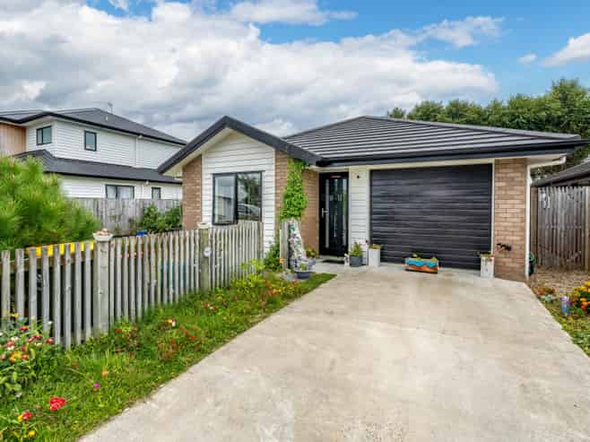 31 Maanihi Drive, Rototuna North
