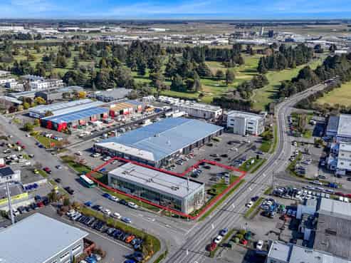 Multi-tenanted commercial investment