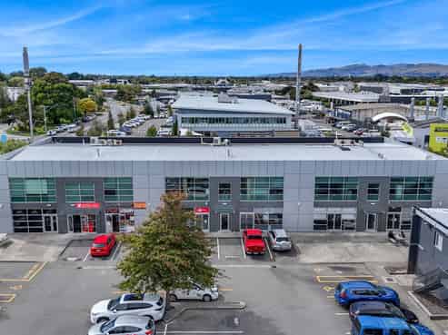 Multi-tenanted commercial investment