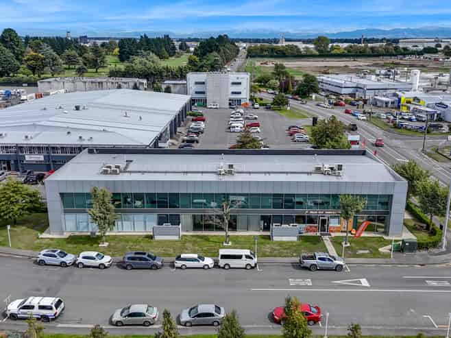 Multi-tenanted commercial investment