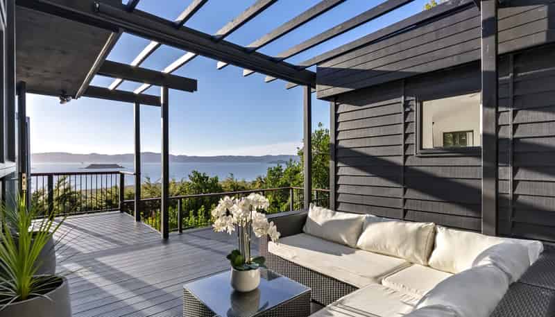 11 Karaka Street, Eastbourne