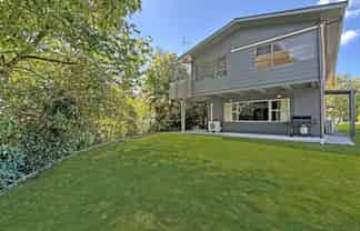 82 Marina Terrace, Kinloch