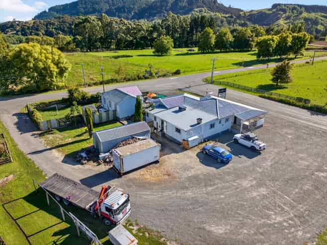 1 Charles Street, Tinui