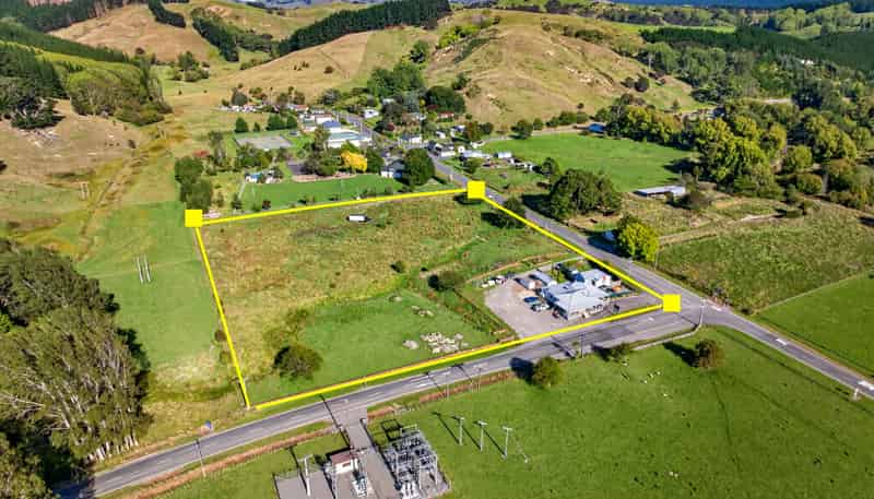 1 Charles Street, Tinui